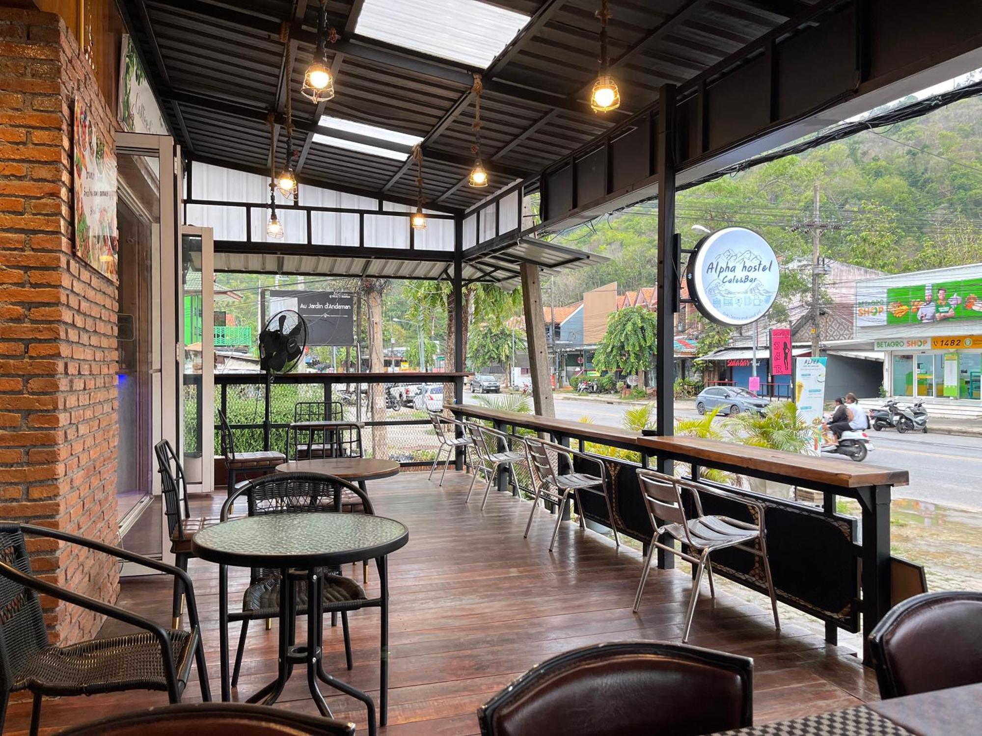 Alpha Hostel Cafe&Bar Ban Khlong Yai Kültér fotó
